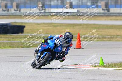 media/Apr-23-2022-Fastrack Riders (Sat) [[cb2d6ae73d]]/LEVEL 4/1PM TURN 6 OUTSIDE/
